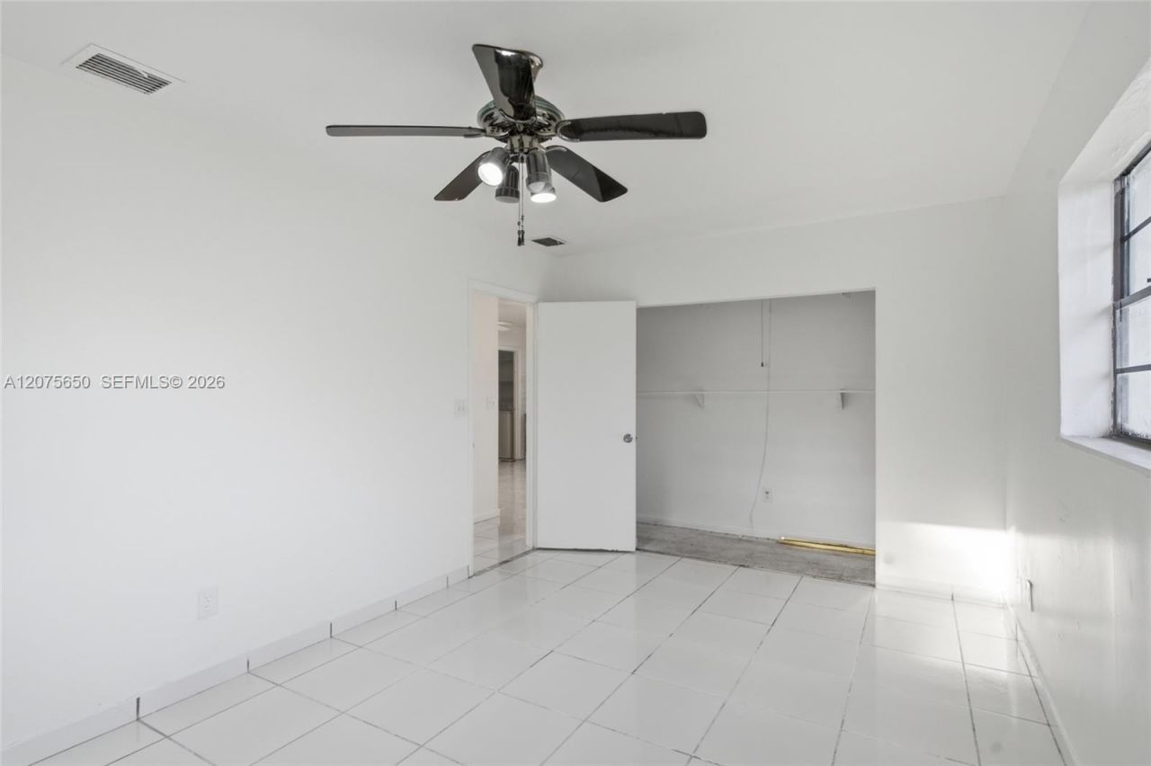 17360 SW 121st Ave , Miami, FL 33177 Photo