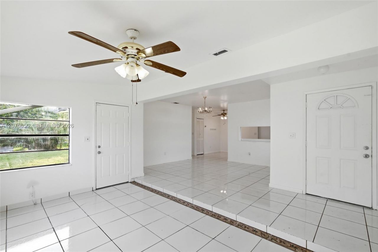 17360 SW 121st Ave , Miami, FL 33177 Photo