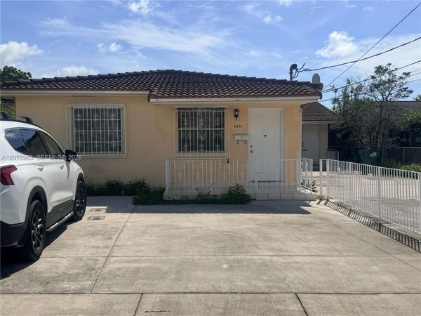 3821 SW 89th Ct , Unit Front, Miami, FL 33165