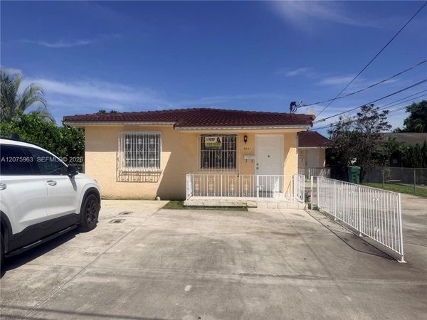 3821 SW 89th Ct, Unit Front, Miami, FL 33165