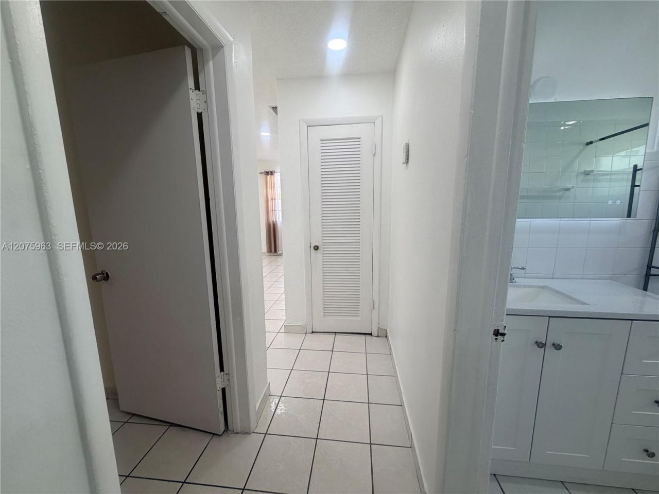 3821 SW 89th Ct, Unit Front, Miami, FL 33165 Photo