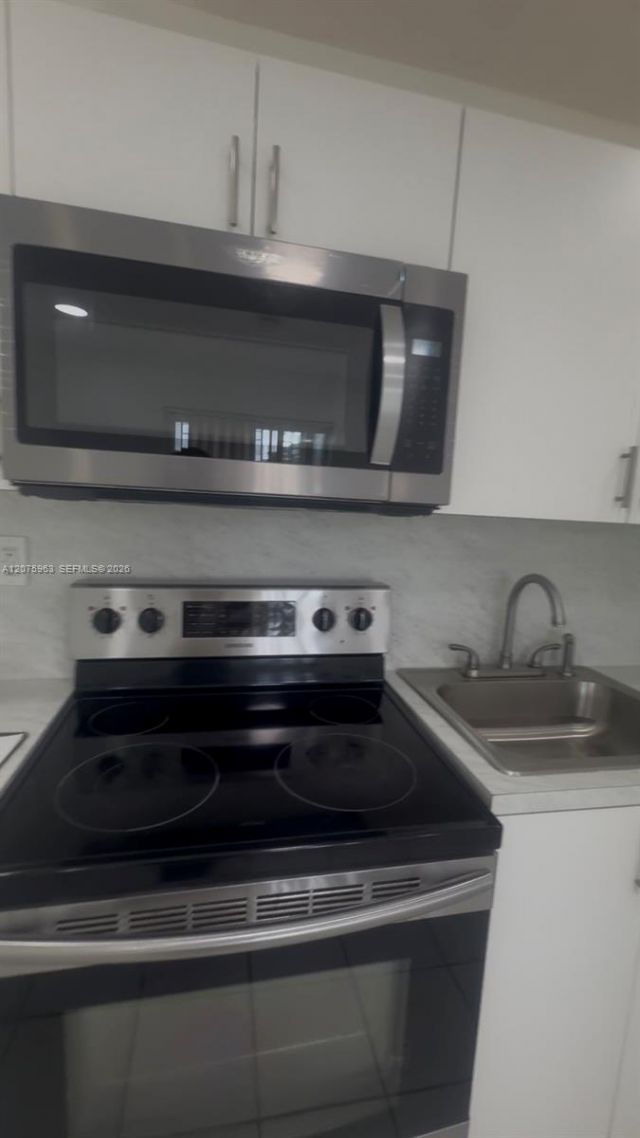 3821 SW 89th Ct , Unit Front, Miami, FL 33165 Photo