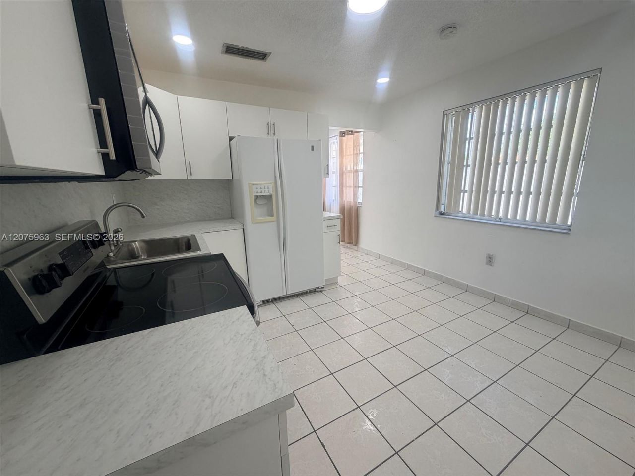 3821 SW 89th Ct, Unit Front, Miami, FL 33165 Photo