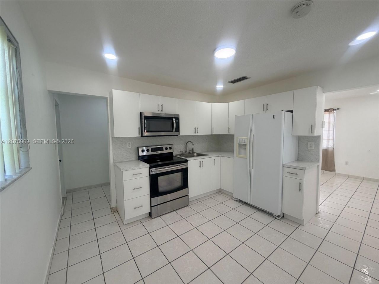 3821 SW 89th Ct, Unit Front, Miami, FL 33165 Photo