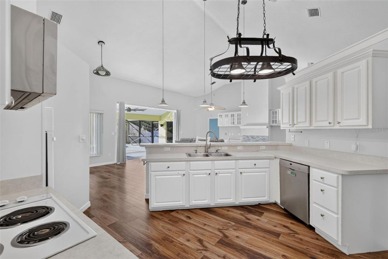 35546 Cedar Lane , Leesburg, FL 34788 Photo