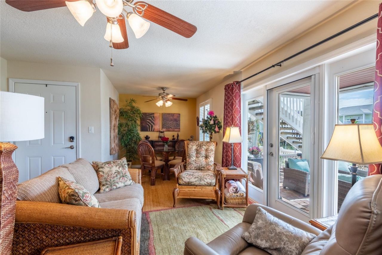 5132 Beach Drive Se, Unit C, Saint Petersburg, FL 33705 Photo