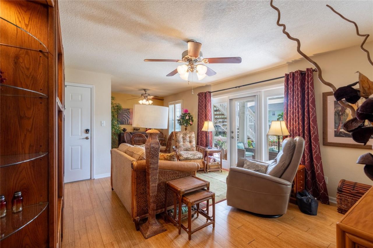 5132 Beach Drive Se, Unit C, Saint Petersburg, FL 33705 Photo