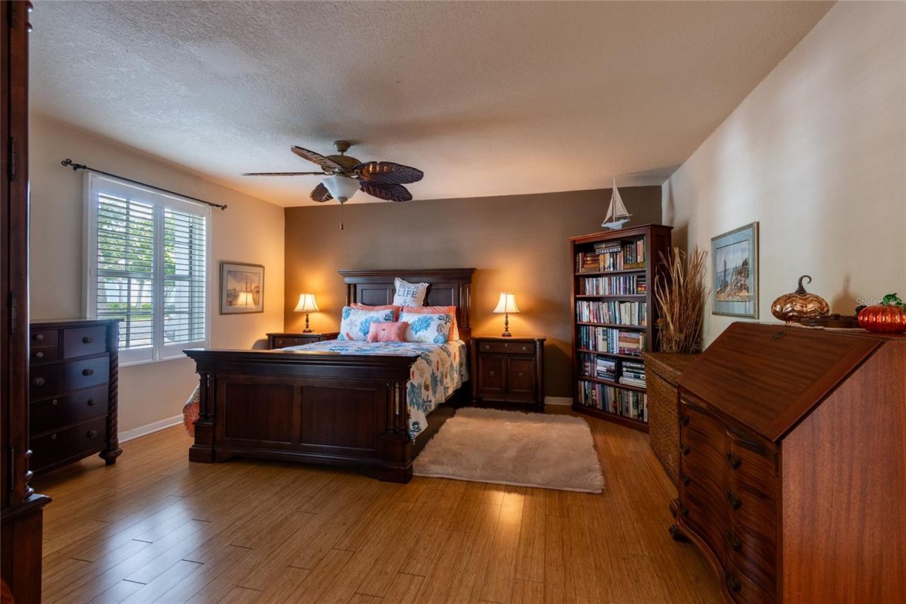 5132 Beach Drive Se, Unit C, Saint Petersburg, FL 33705 Photo