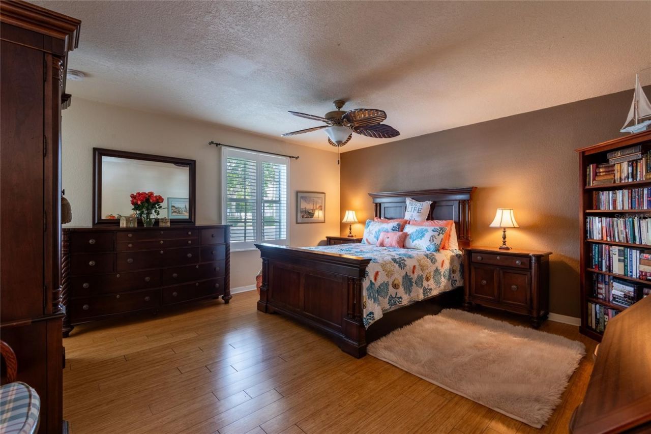 5132 Beach Drive Se, Unit C, Saint Petersburg, FL 33705 Photo