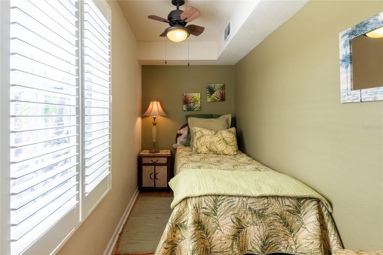 5132 Beach Drive Se, Unit C, Saint Petersburg, FL 33705 Photo