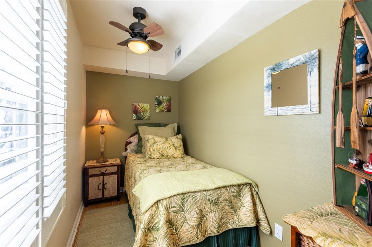 5132 Beach Drive Se, Unit C, Saint Petersburg, FL 33705 Photo