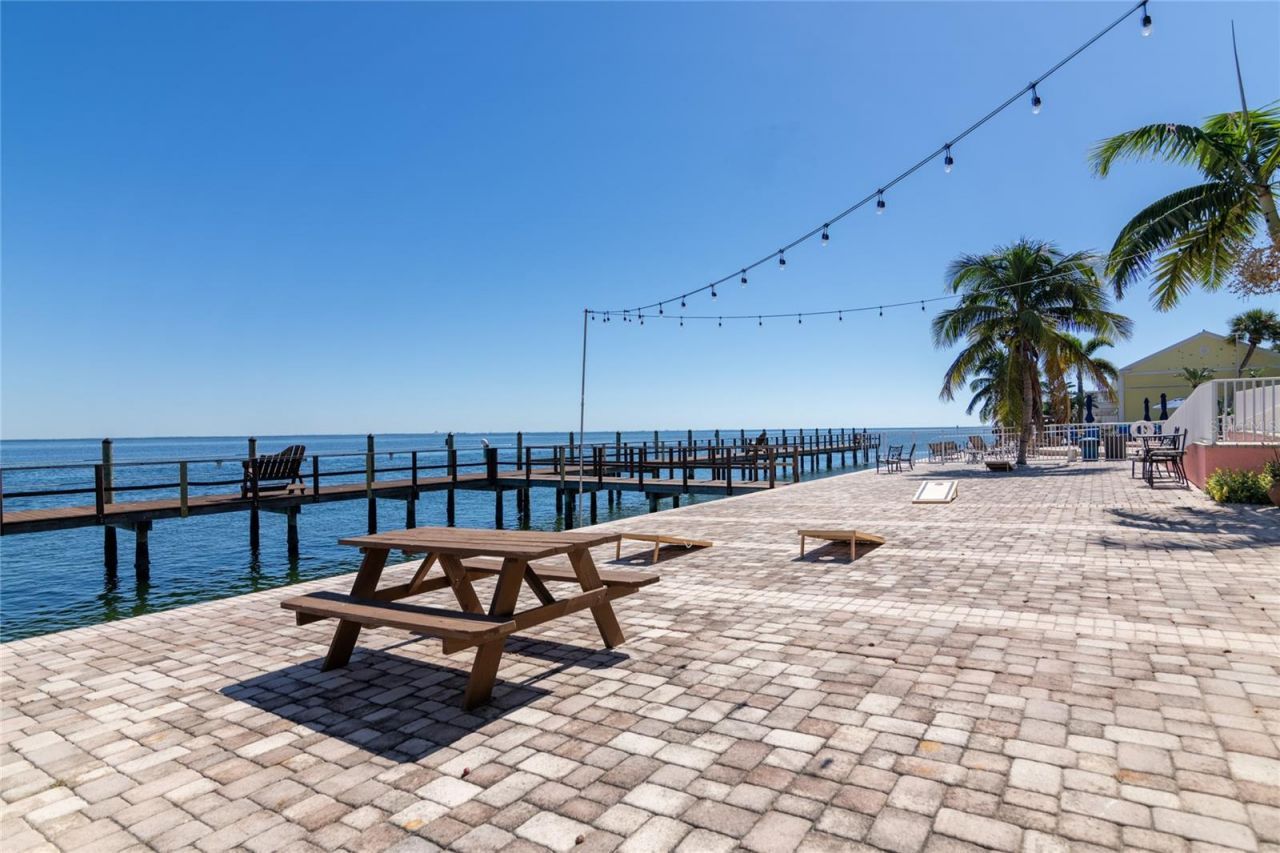 5132 Beach Drive Se, Unit C, Saint Petersburg, FL 33705 Photo