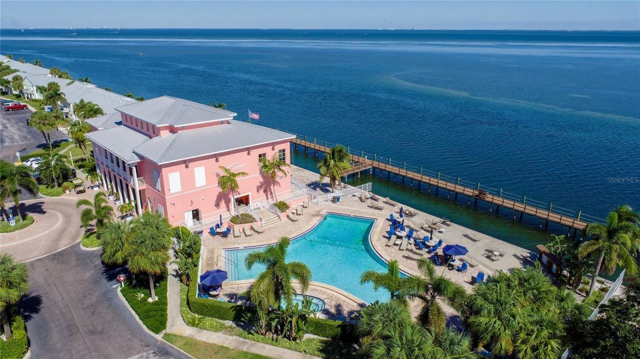 5132 Beach Drive Se, Unit C, Saint Petersburg, FL 33705 Photo