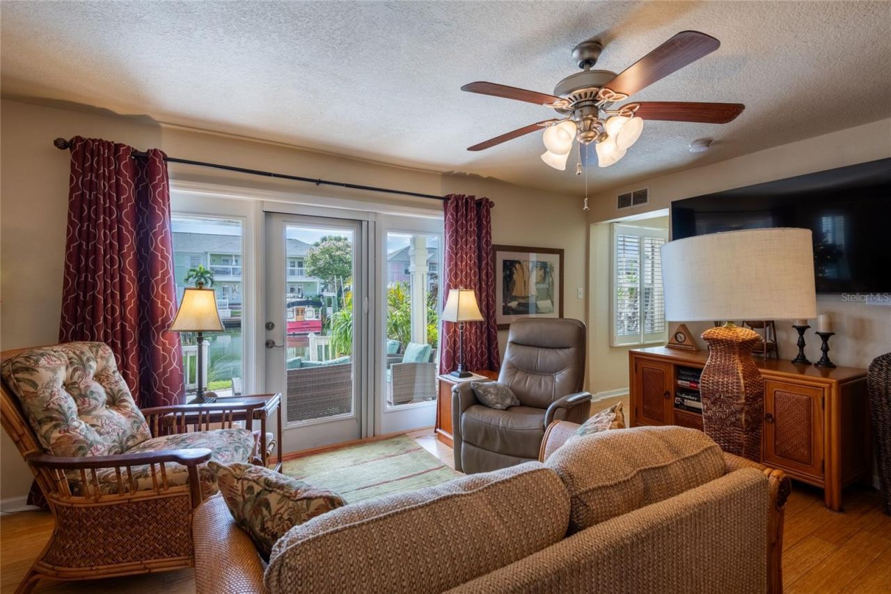 5132 Beach Drive Se, Unit C, Saint Petersburg, FL 33705 Photo