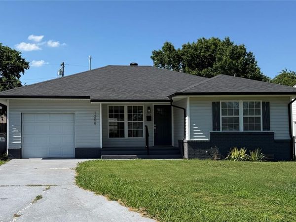 1206 Monroe Drive, Shawnee, OK 74804