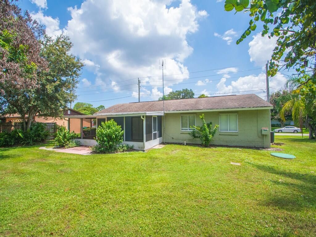 509 SE Faith Terrace, Port Saint Lucie, FL 34953 Photo