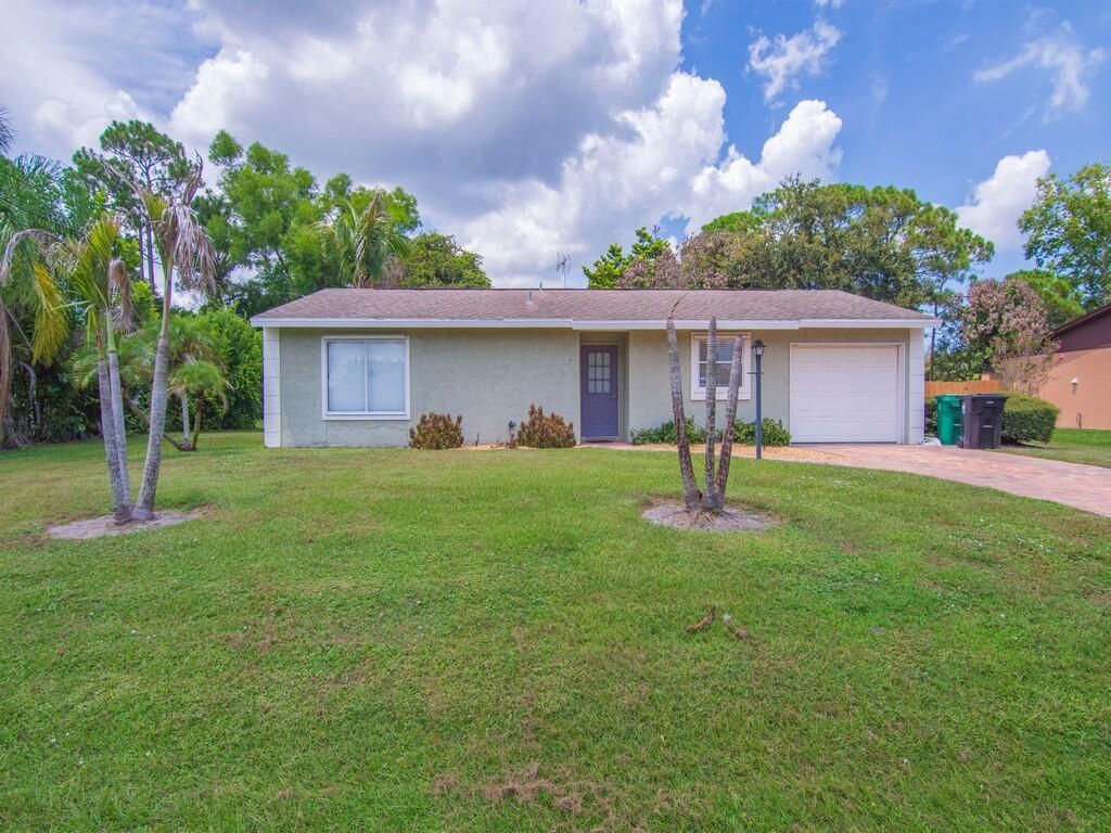 509 SE Faith Terrace, Port Saint Lucie, FL 34953 Photo