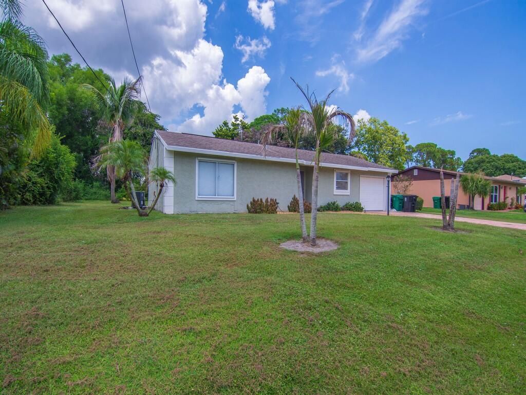 509 SE Faith Terrace, Port Saint Lucie, FL 34953 Photo