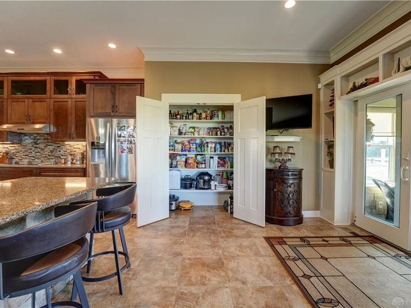 6414 Willow Lake Drive, Greenville, OH 45331 Photo 16