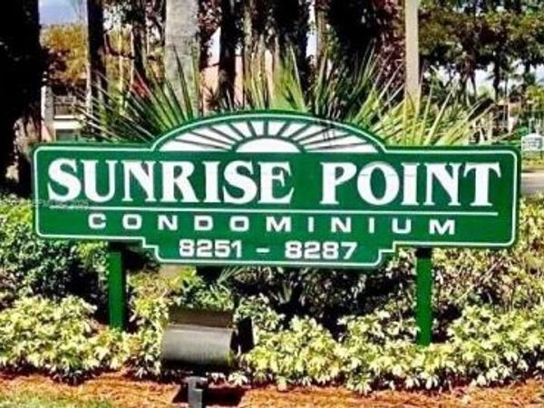 8281 SW 128th St , Unit 104, Pinecrest, FL 33156