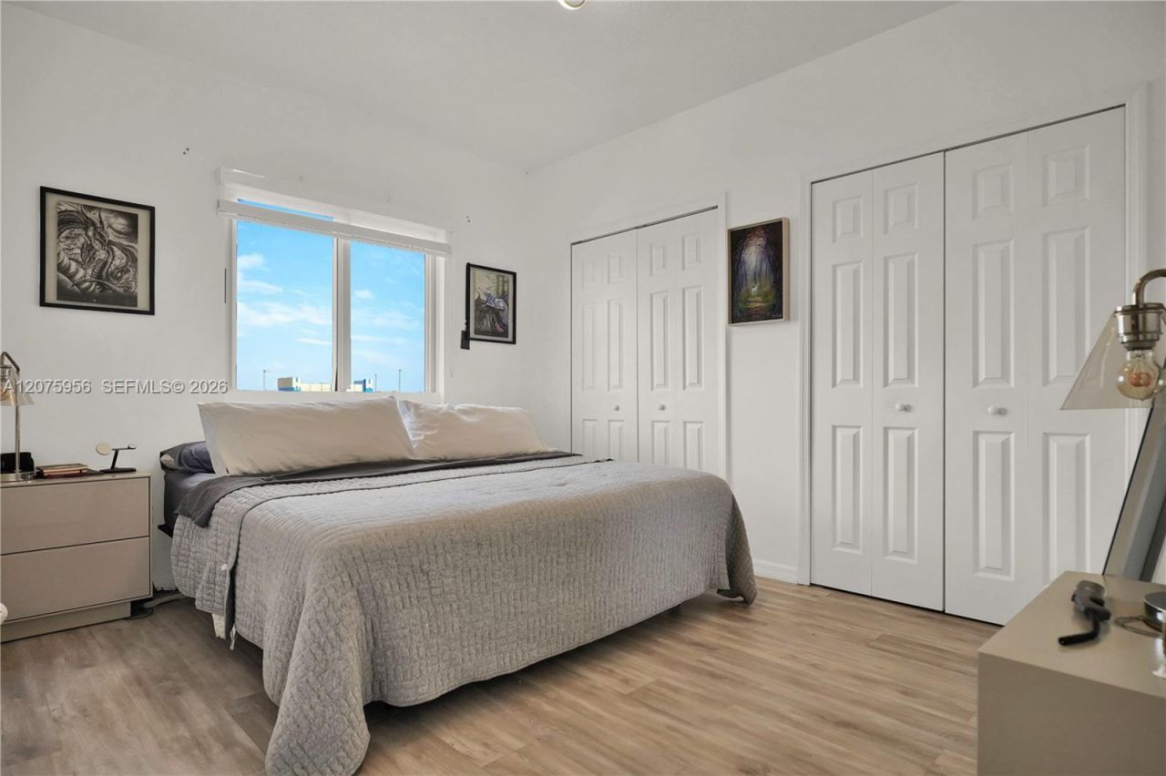 3500 Coral Way , Unit 1010, Miami, FL 33145 Photo