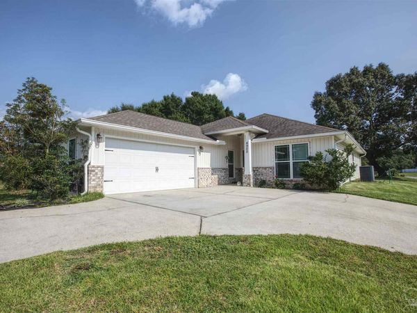 4925 Wabash Pine Ct, Pace, FL 32571