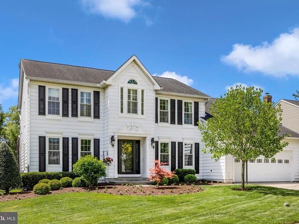6913 SOVEREIGN PLACE, FREDERICK, MD 21703