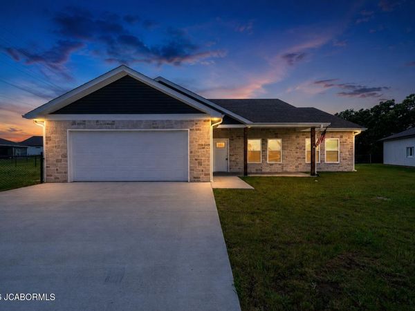 726 VINE DRIVE, Holts Summit, MO 65043