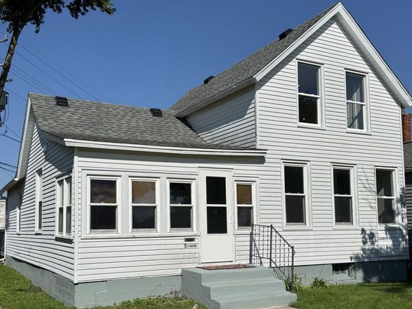 14 S Jones Avenue , Amboy, IL 61310