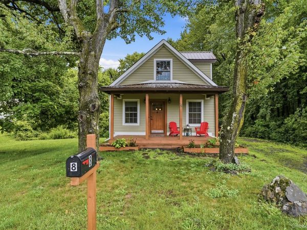 8 S Ohioville Road, New Paltz, NY 12561