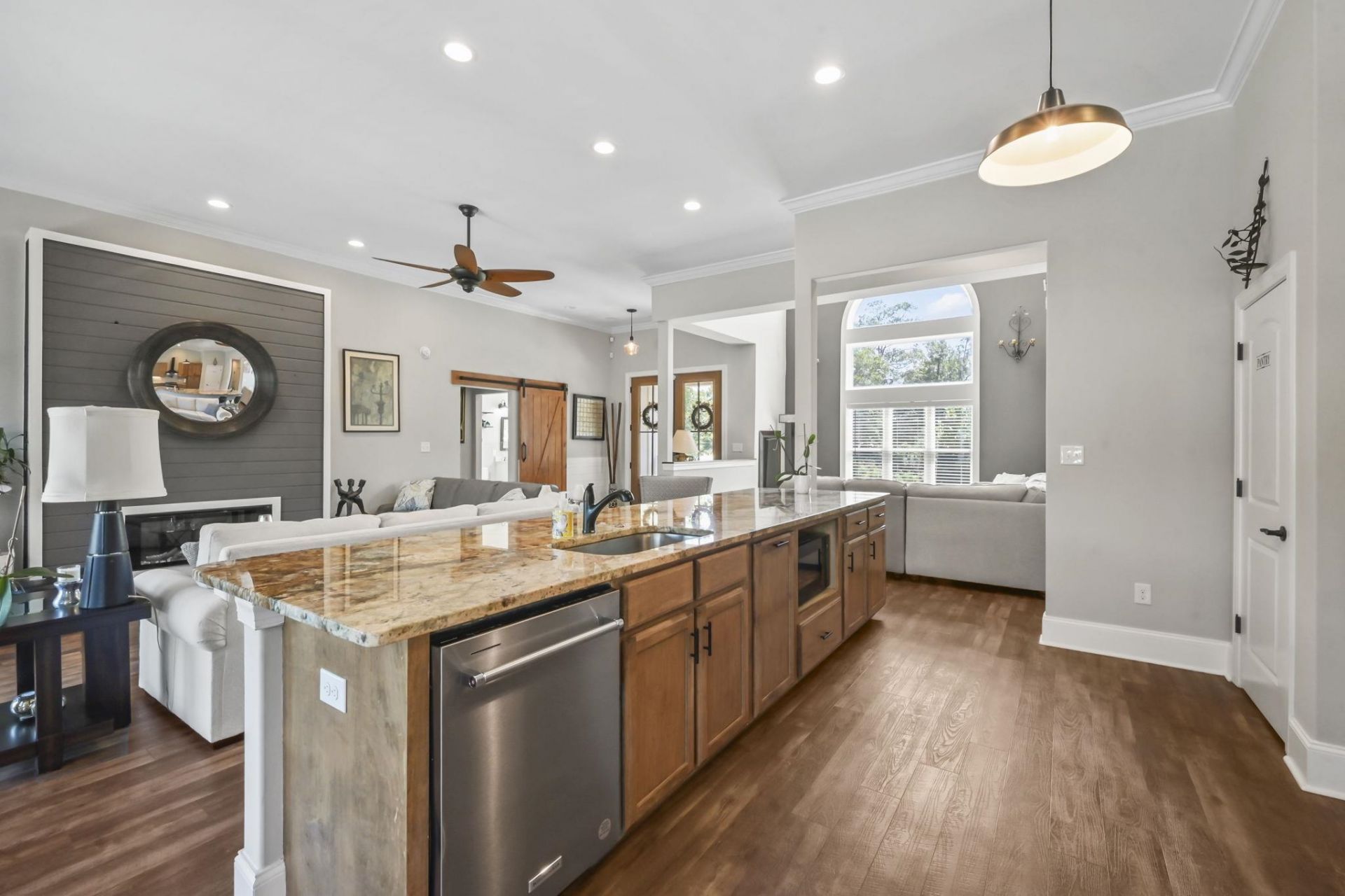 994 Folly Rd. Photo 12