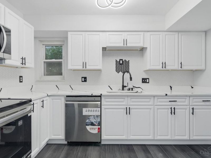 39 Stillmeadow Drive, Unit 39B, Pierce Township, OH 45245 Photo 6