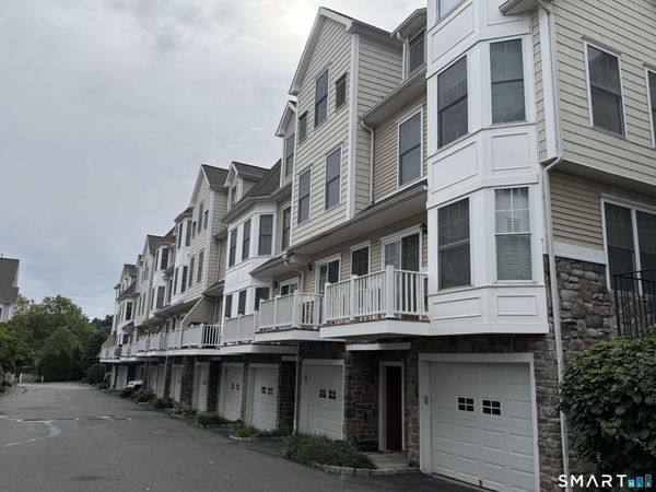 85 Camp, Unit 11B, Stamford, CT 06907