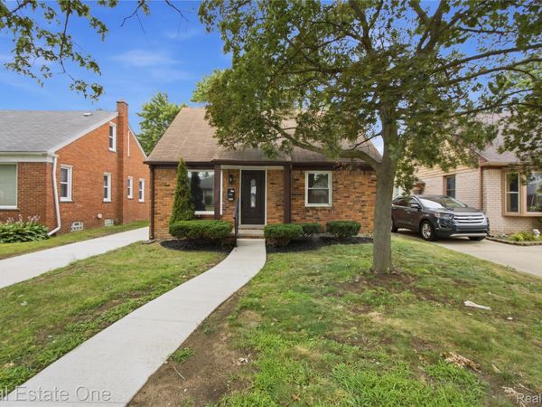 6953 N Vernon Street , Dearborn Heights, Mi 48127