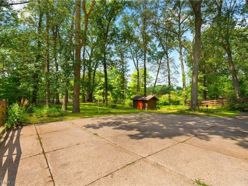 4808 Buhl Boulevard , Uniontown, OH 44685 Photo 31