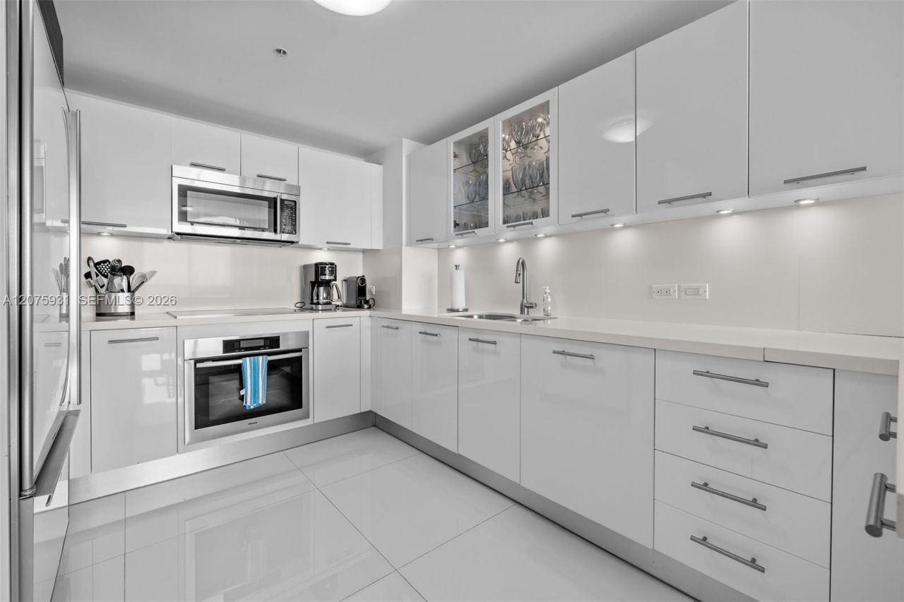 6899 Collins Ave , Unit 1602, Miami Beach, FL 33141 Photo