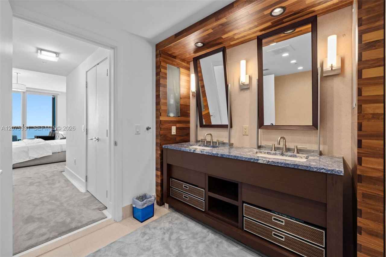 6899 Collins Ave , Unit 1602, Miami Beach, FL 33141 Photo