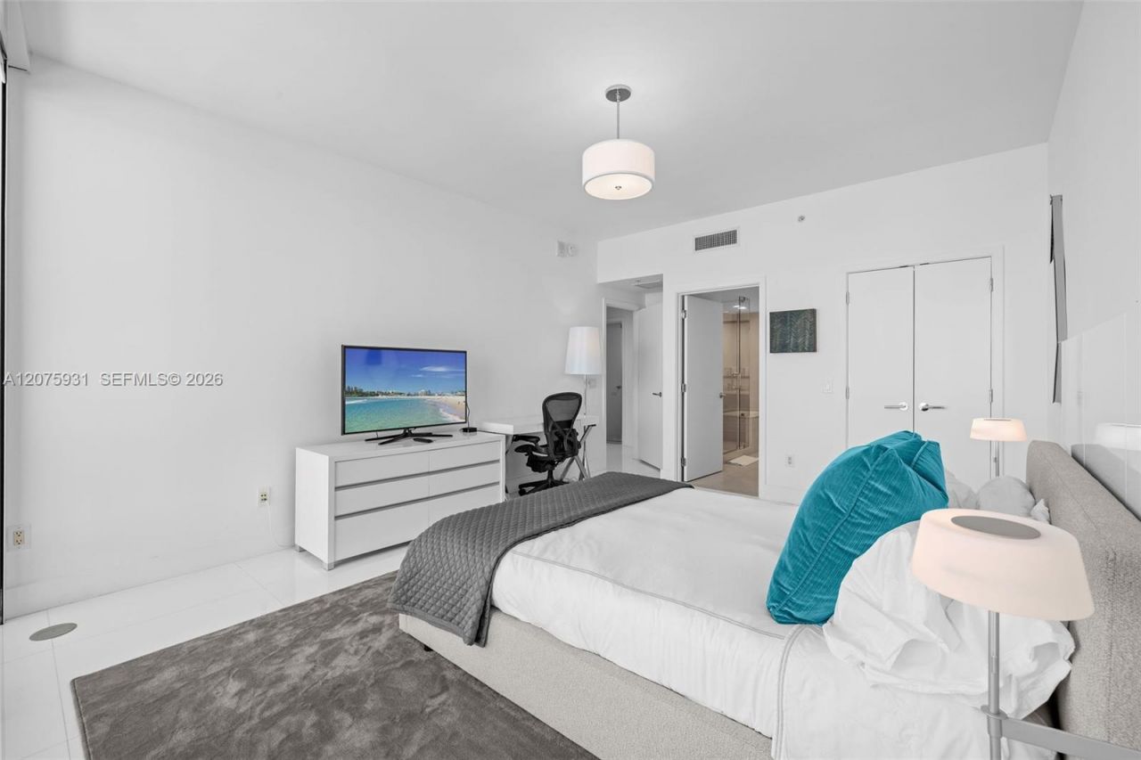 6899 Collins Ave , Unit 1602, Miami Beach, FL 33141 Photo