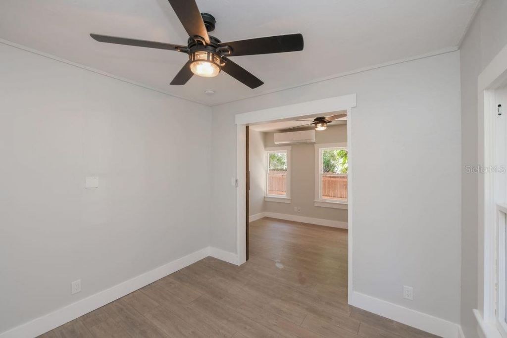 1230 35th Street , Sarasota, FL 34234 Photo