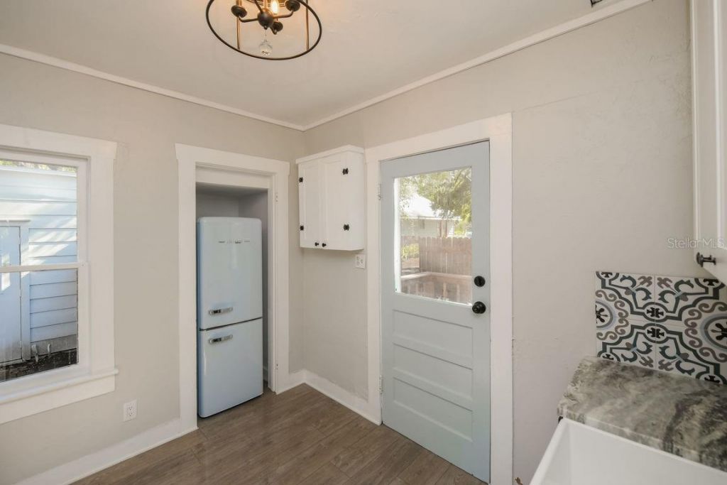 1230 35th Street , Sarasota, FL 34234 Photo