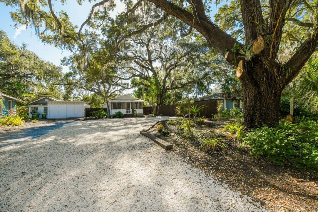 1230 35th Street , Sarasota, FL 34234 Photo