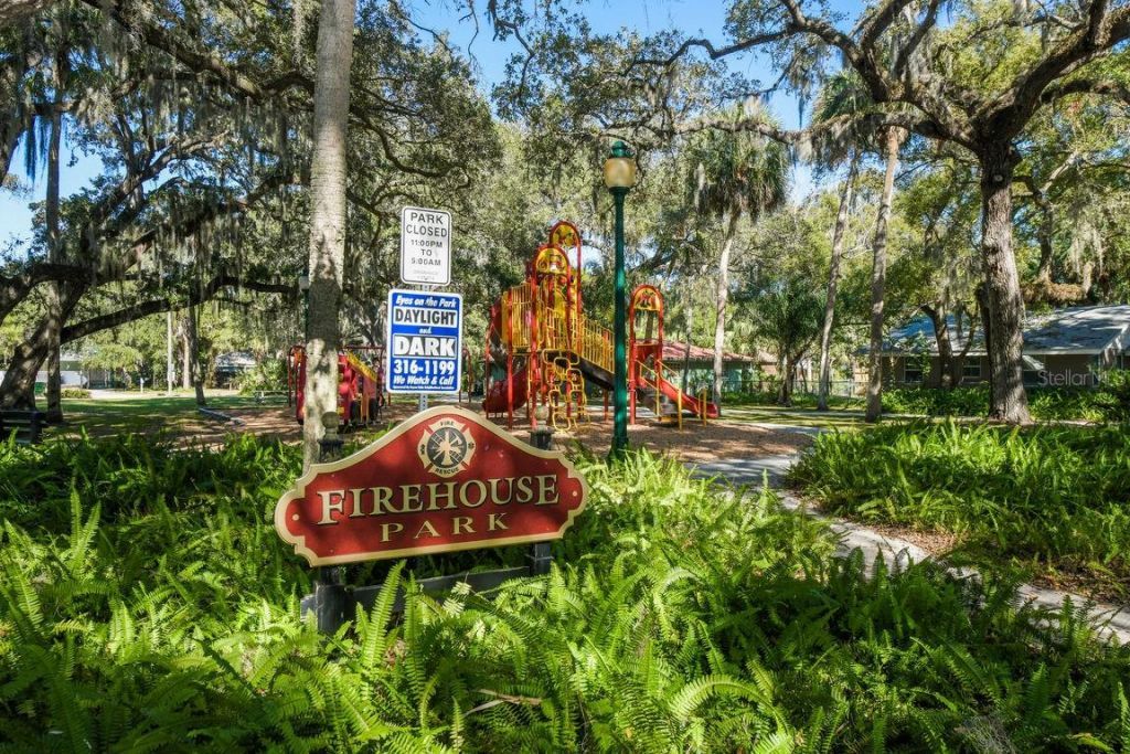 1230 35th Street , Sarasota, FL 34234 Photo