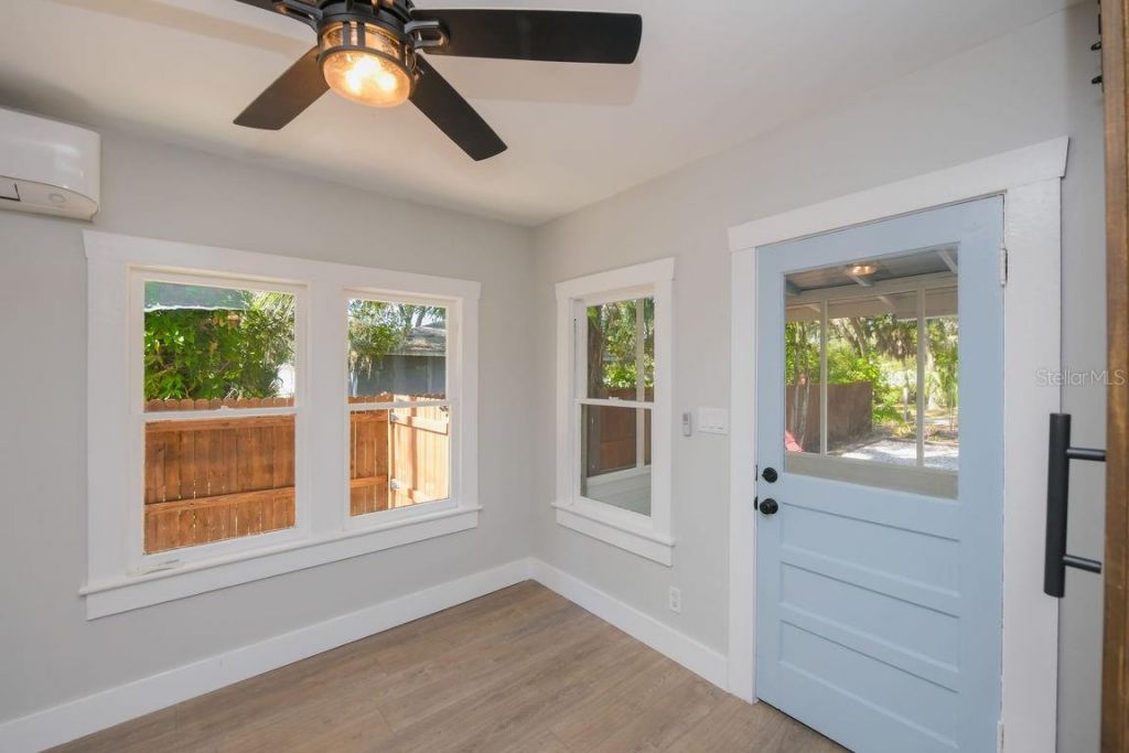 1230 35th Street , Sarasota, FL 34234 Photo