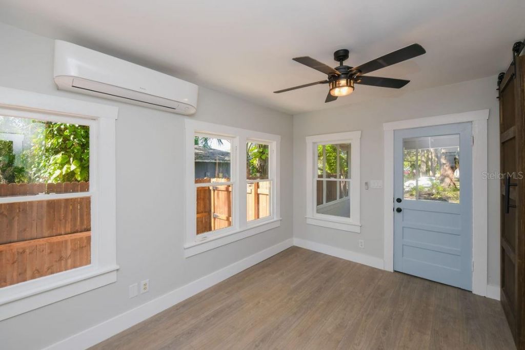 1230 35th Street , Sarasota, FL 34234 Photo