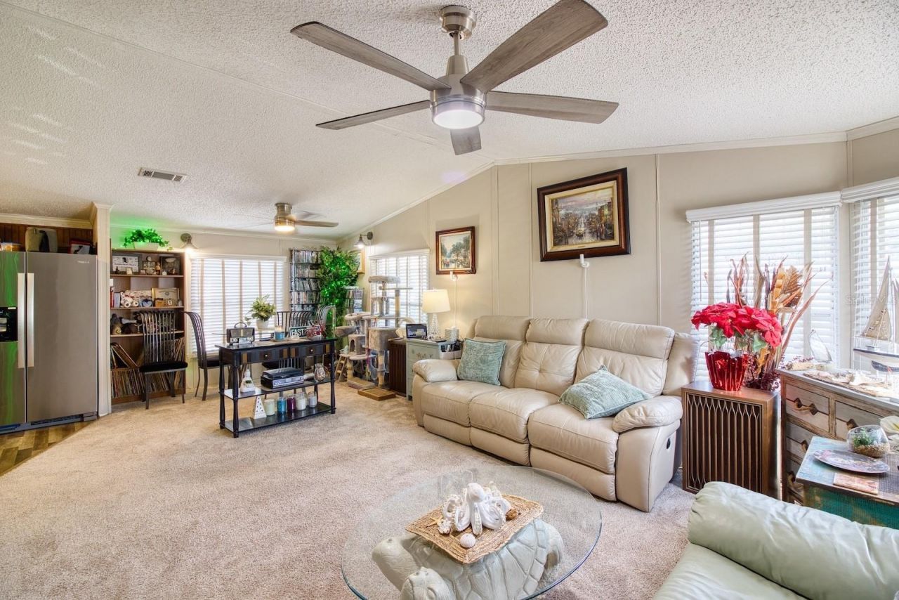 2201 S Ridgewood Avenue, Unit 28, Edgewater, FL 32141 Photo