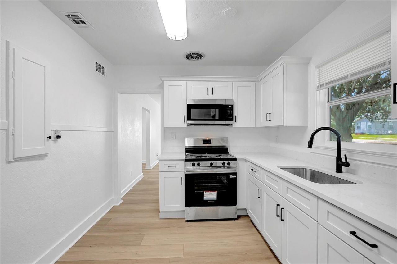 4355 58th Avenue N, Saint Petersburg, FL 33714 Photo