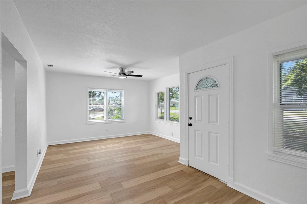4355 58th Avenue N, Saint Petersburg, FL 33714 Photo