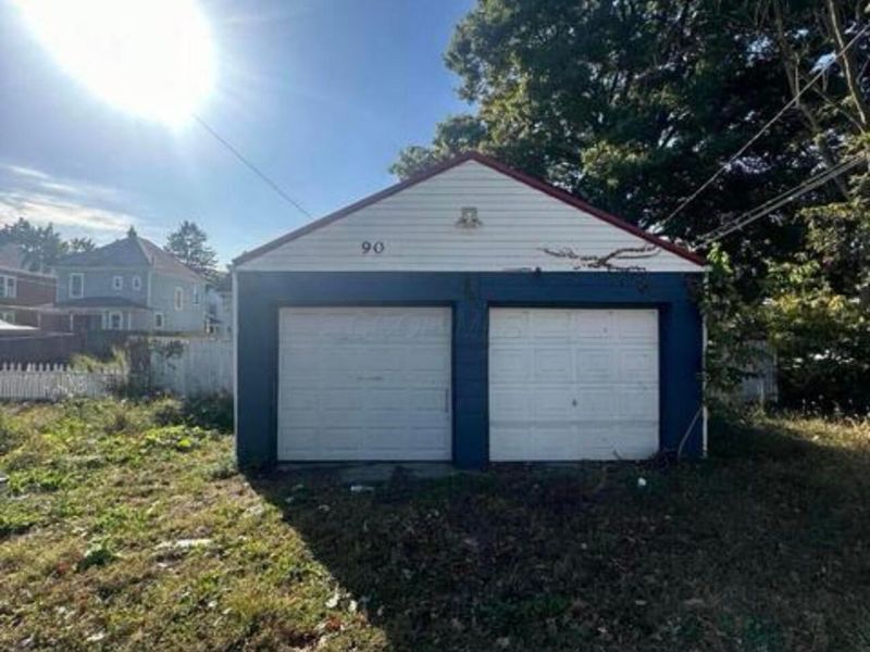90 N Terrace Avenue , Columbus, OH 43204 Photo 6