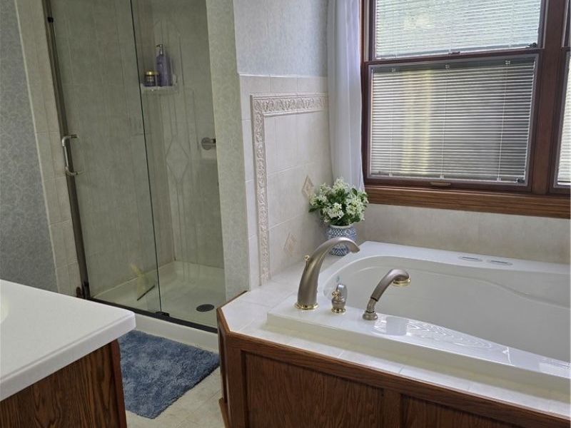 10240 Ilsley Square, Concord Township, OH 44060 Photo 16