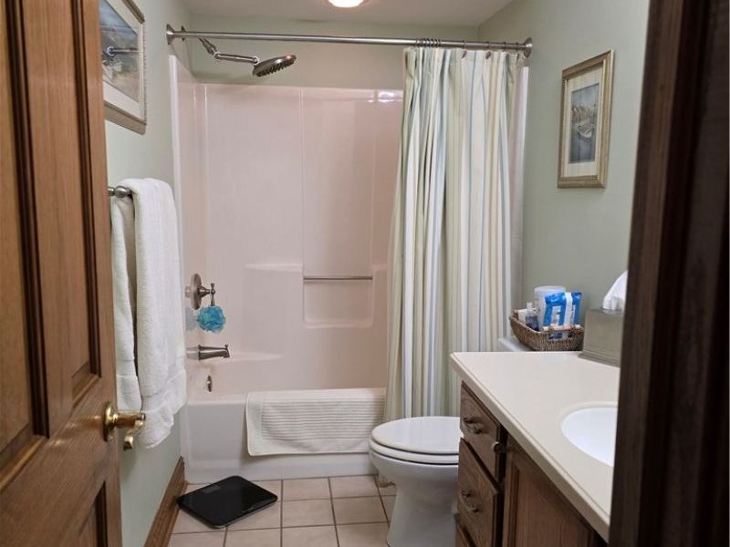 10240 Ilsley Square, Concord Township, OH 44060 Photo 23